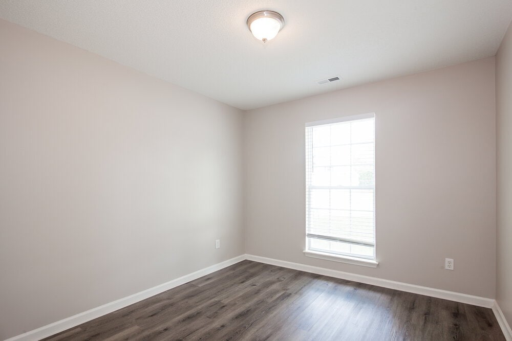 Building Photo - 8631 Bodkin Ct