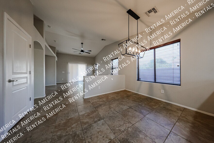 Building Photo - 3955 E Blue Sage Ct