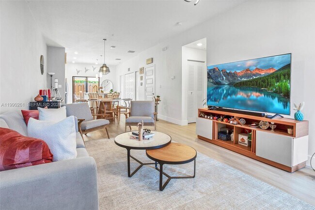 Building Photo - 8055 NW 104th Ave