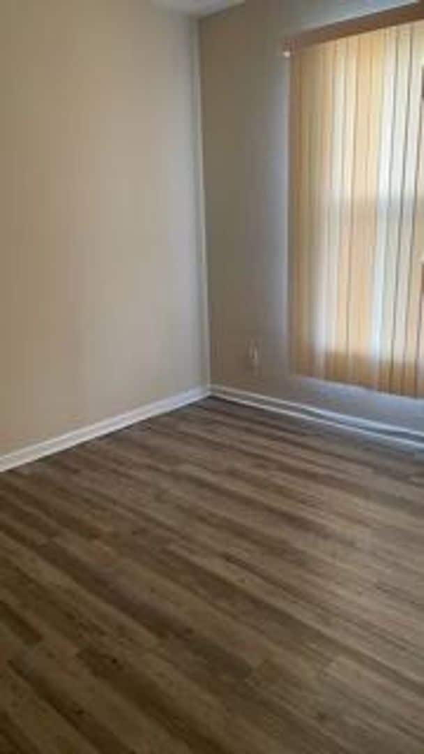 Building Photo - 3565 Forest Hill Blvd