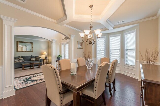 Building Photo - 4850 Haysboro Way