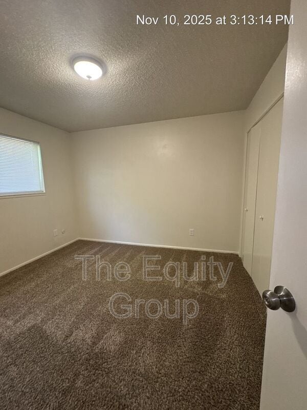 Building Photo - 332 N Westfield St