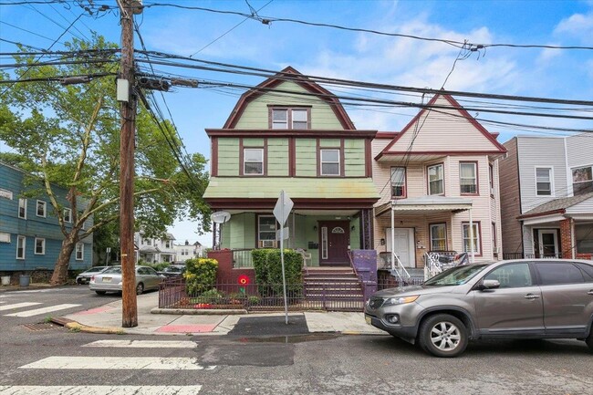 Building Photo - 34 Fulton Ave