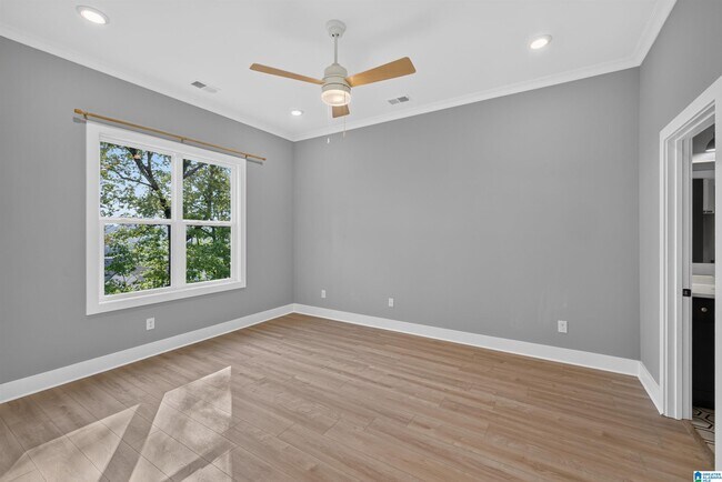 Building Photo - 4764 Silas Ave