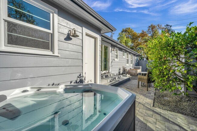 New Hot Springs hot tub - 163 California Ave