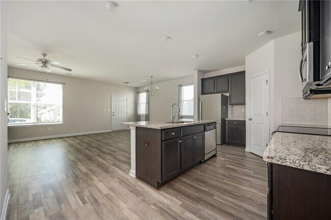 Building Photo - 1611 Meadow Crossing
