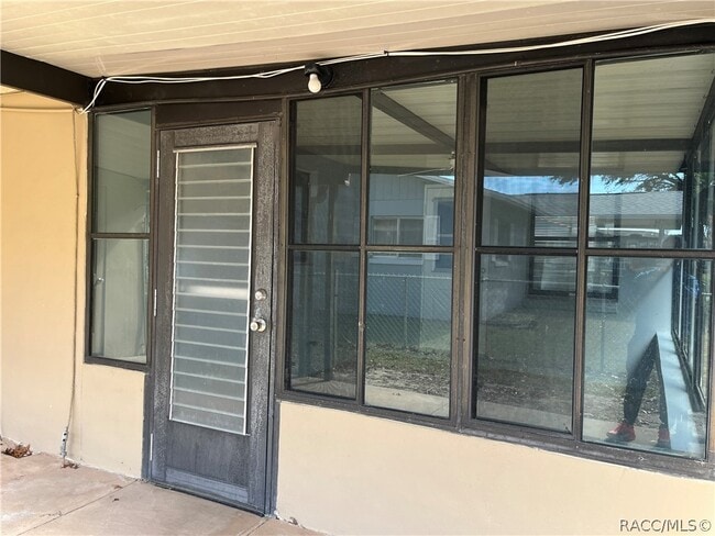 Building Photo - 521 S Harrison St