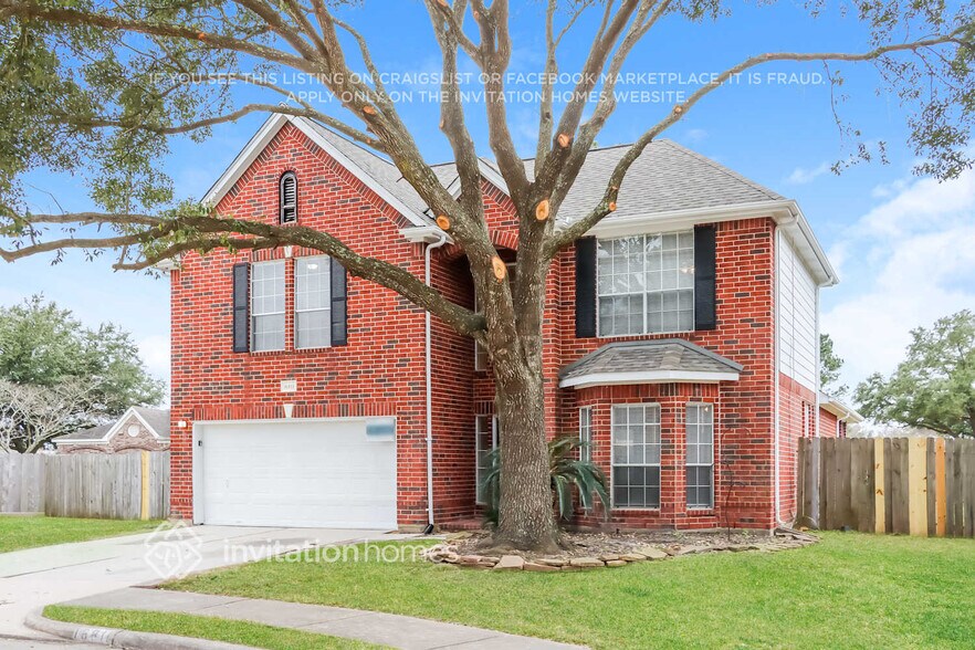 Building Photo - 16811 Valley Palms Dr