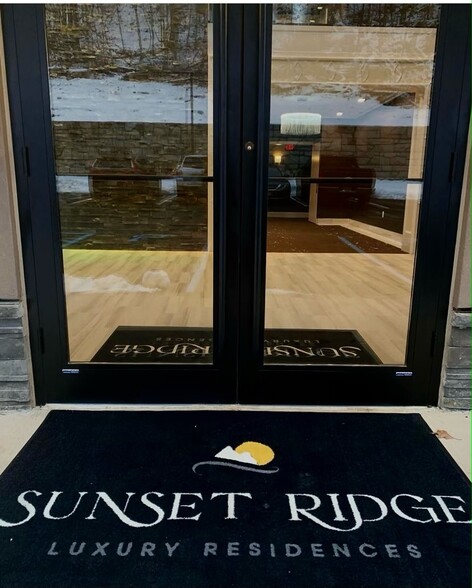 Building Photo - Sunset Ridge at Totowa