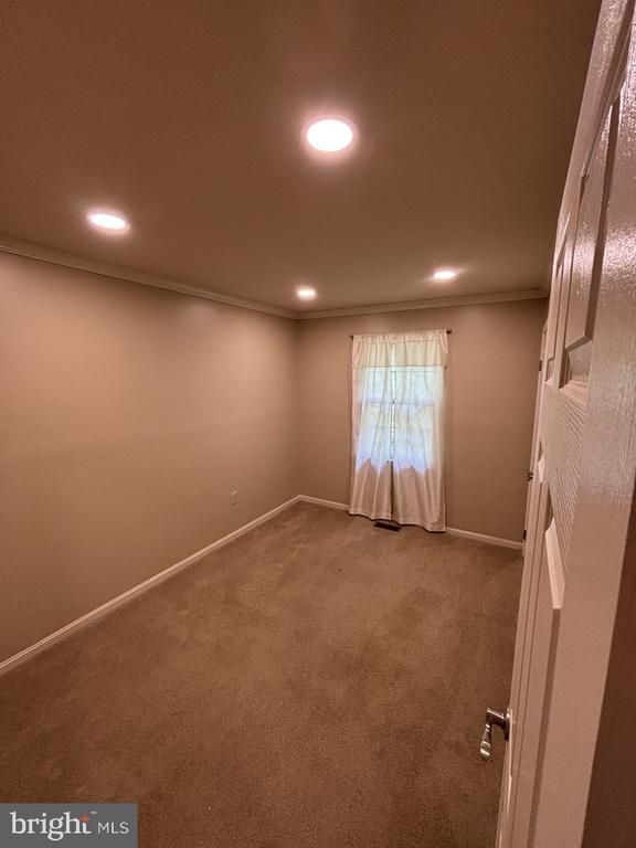 Building Photo - 7802 Byrds Nest Pass