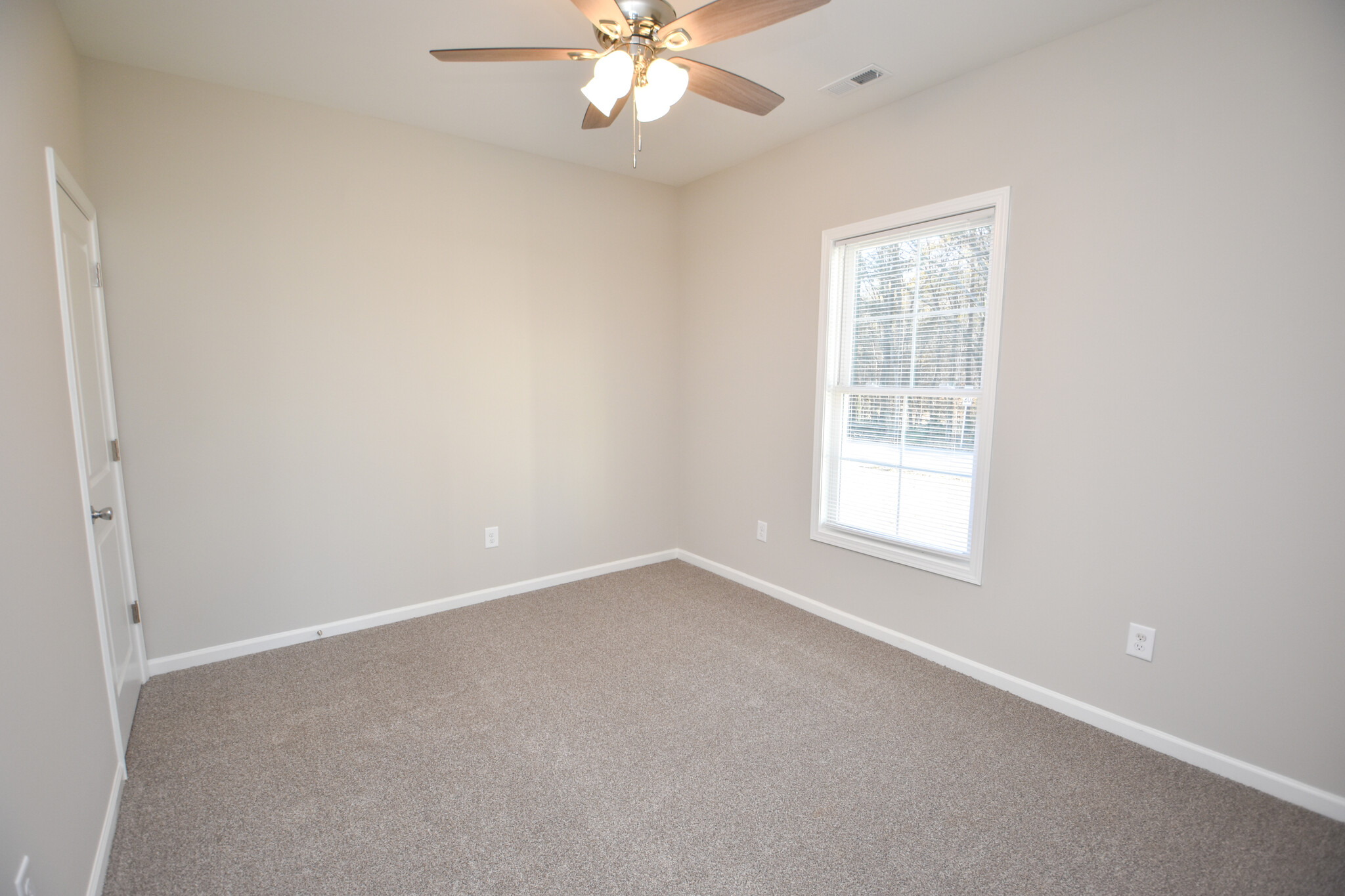 Guest Bedroom - 83 Cunningham Rd