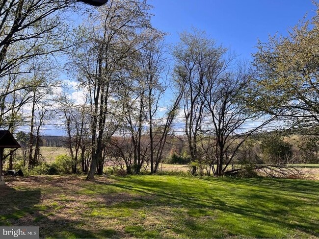 Building Photo - 6122 Rolling View Dr