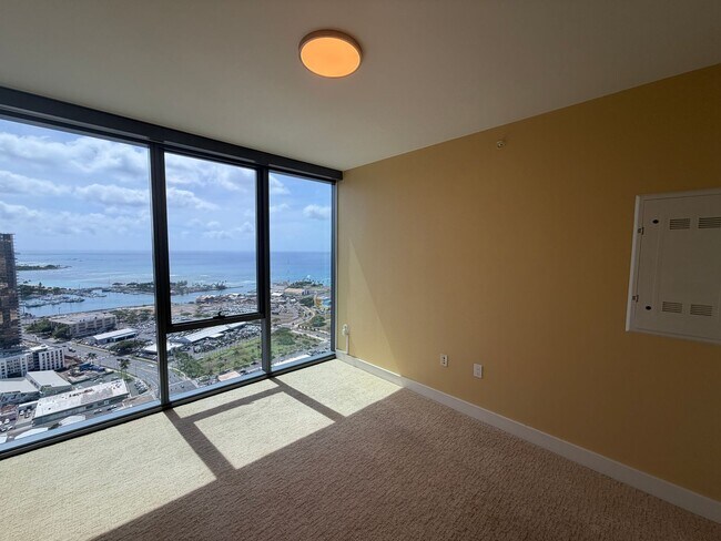 Building Photo - 600 Ala Moana Blvd