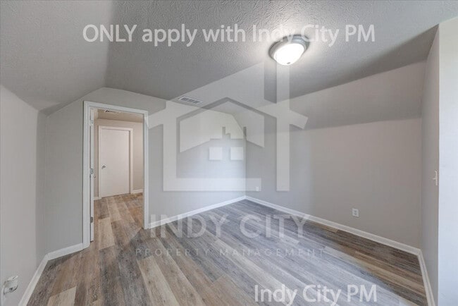 Building Photo - 53 E Raymond St