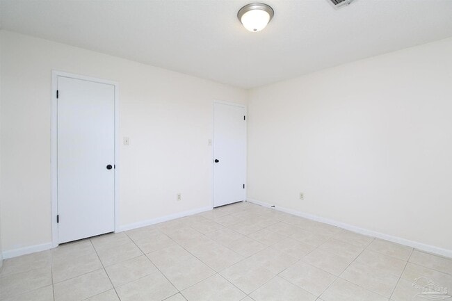 Building Photo - 4964 W Spencer Field Rd