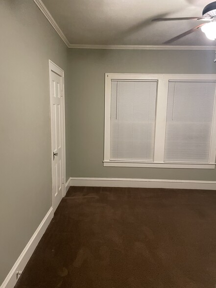 Front bedroom - 211 Davis St