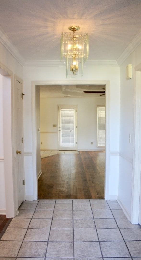 Building Photo - 3304 Chariot Ct