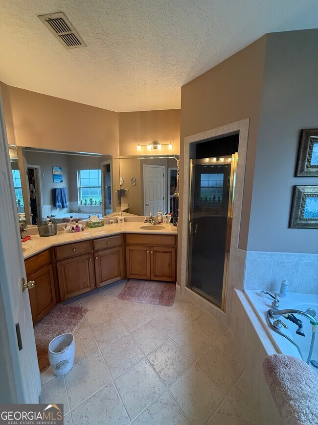 Building Photo - 1403 Tanager Trail