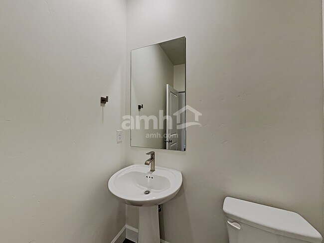 Building Photo - 9401 W Chino St