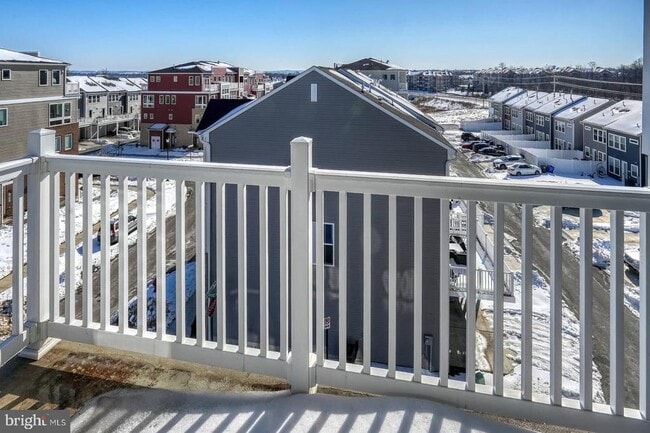 Building Photo - 710 Iron Frg Rd