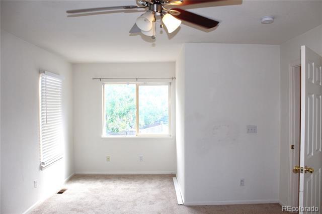 Building Photo - 4915 Waldenwood Dr