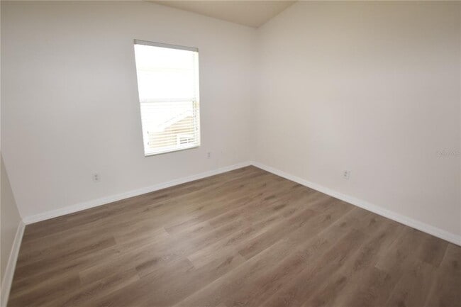 Building Photo - 15349 Oak Apple Ct