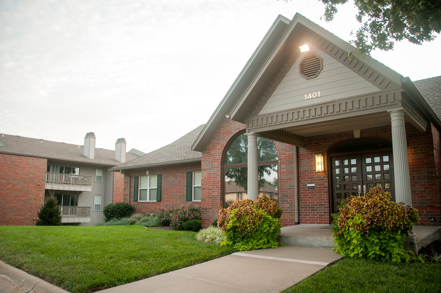 Primary Photo - Georgetown Apartment Homes