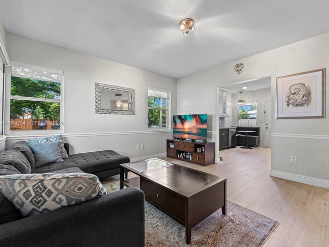 Building Photo - 201 Flagler Dr