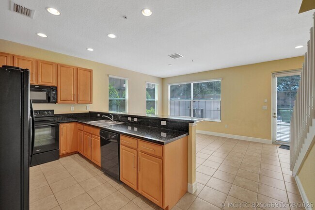 Building Photo - 1326 SW 147th Ter
