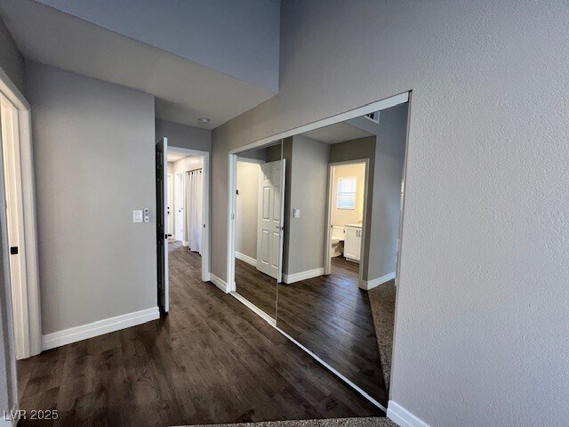 Building Photo - 2526 Wolverton Ave