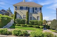 Building Photo - 501-503 Mandana Blvd