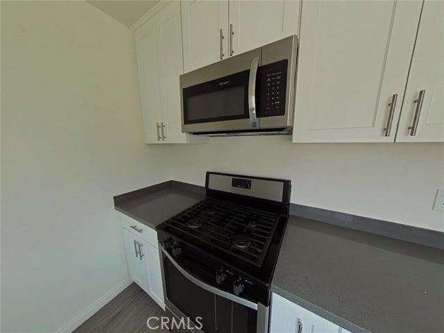 Building Photo - 5840 Hazeltine Ave