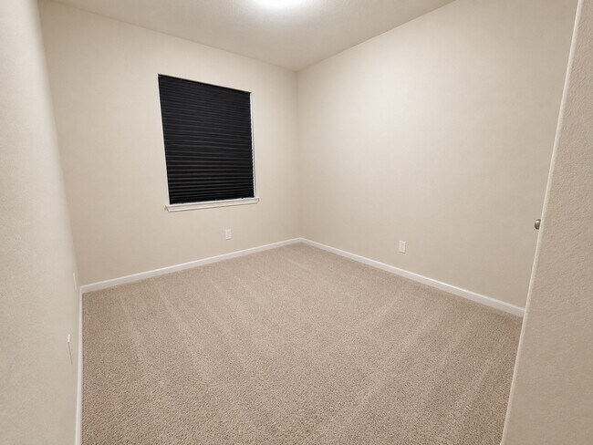 Building Photo - 23311 Verita Ct