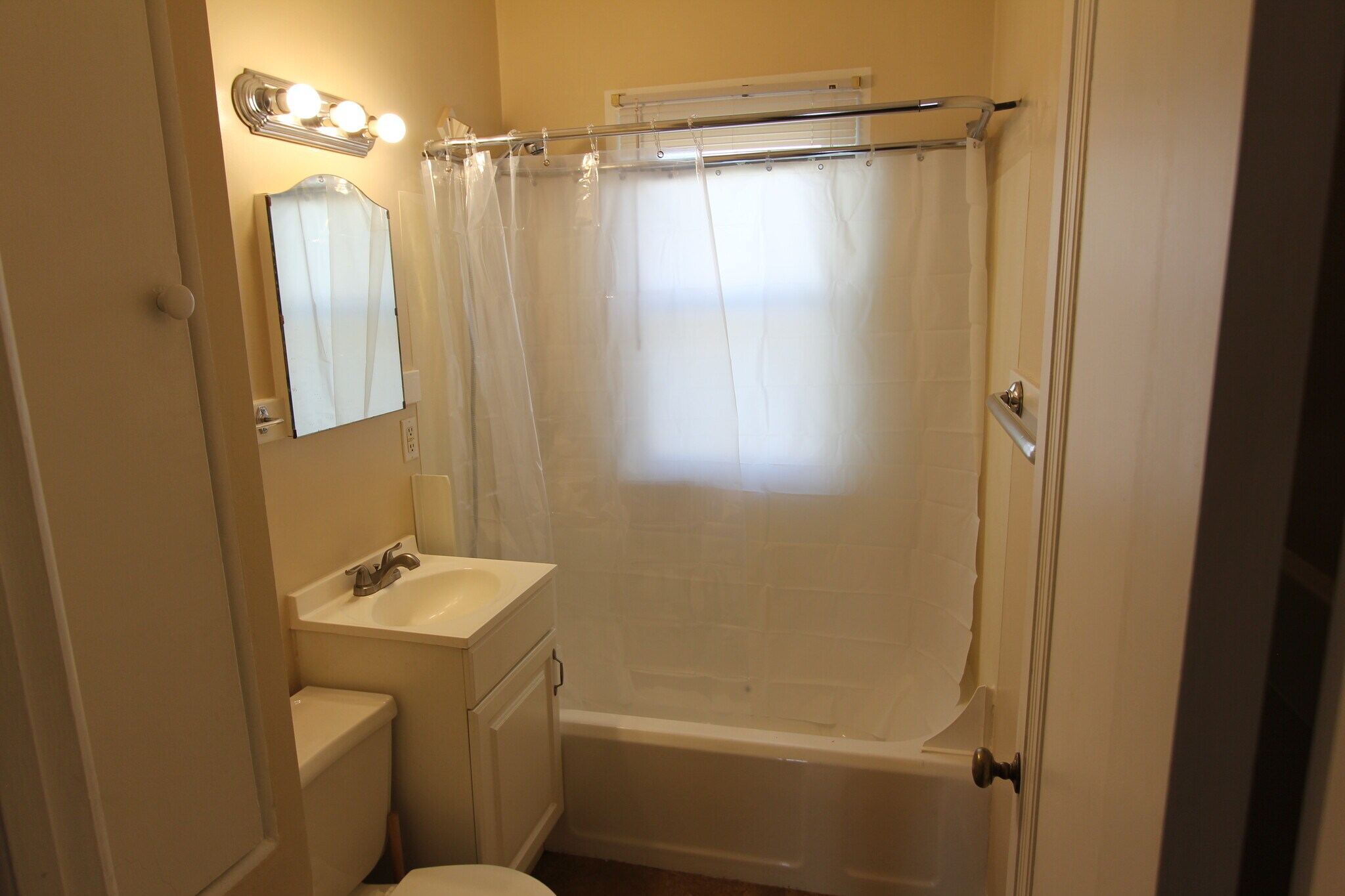 Bath - 236 W 29th St