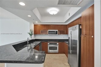 Building Photo - 15051 Royal Oaks Ln