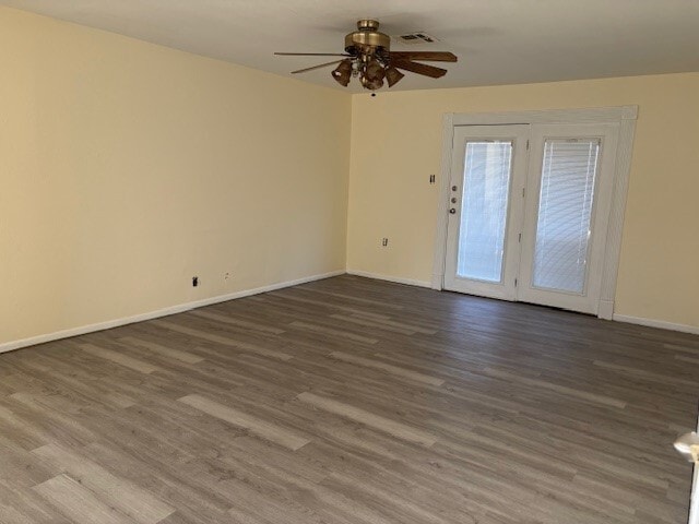 Building Photo - 902 N 1st St