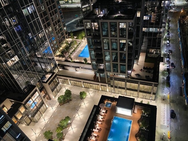 Building Photo - 133 Seaport Blvd