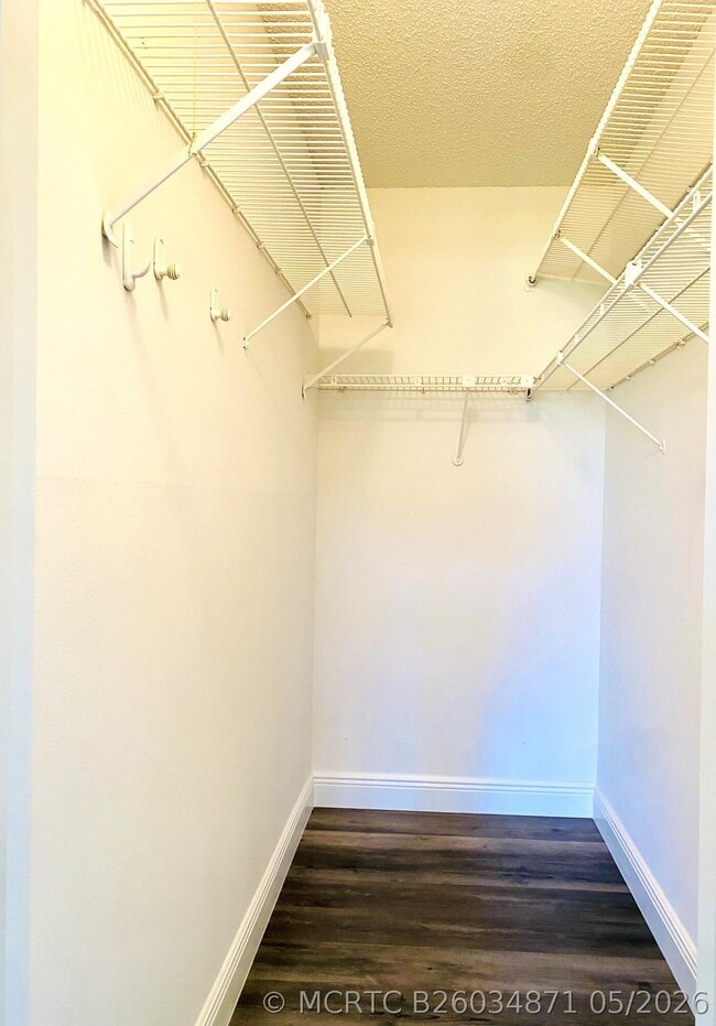 Building Photo - 256 Mansfield G