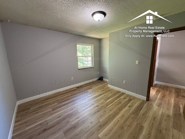 Building Photo - 551 Collier Ln