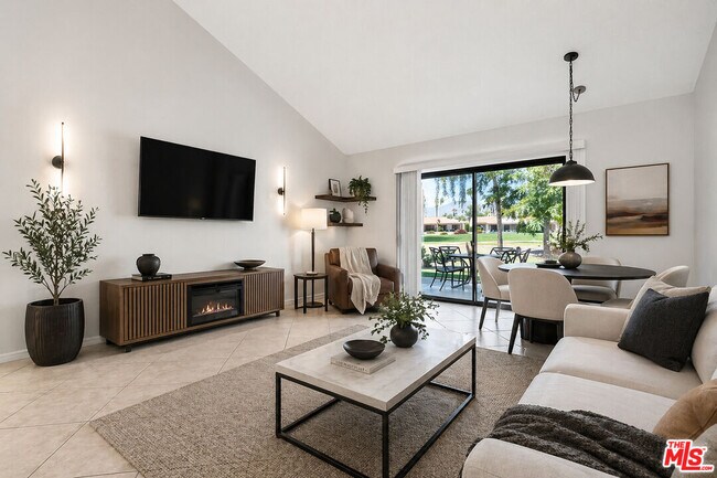 Building Photo - 40513 Bay Hill Way