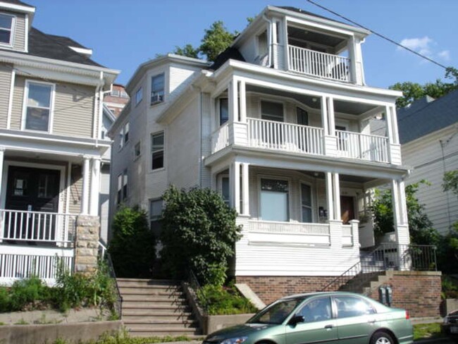 Primary Photo - 219 E Mifflin St