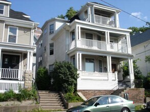 Building Photo - 219 E Mifflin St