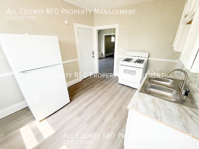 Building Photo - 12114 Soika Ave