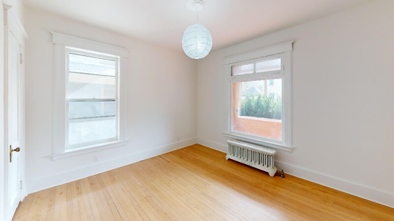 Primary Photo - 48 Clarke St