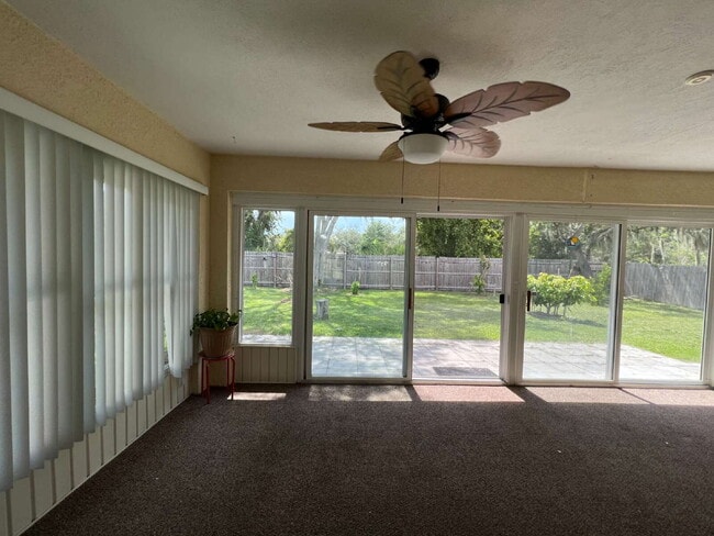 Building Photo - Charming 3-Bed, 2-Bath Home in Kissimmee –...