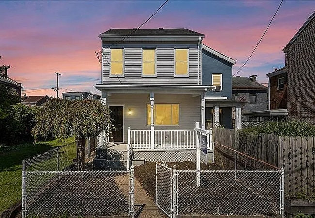 Building Photo - 4923 Butler St