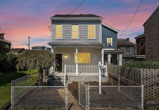 Building Photo - 4923 Butler St