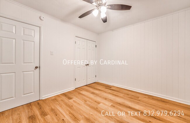 Building Photo - 3692 Bishops Bridge Rd