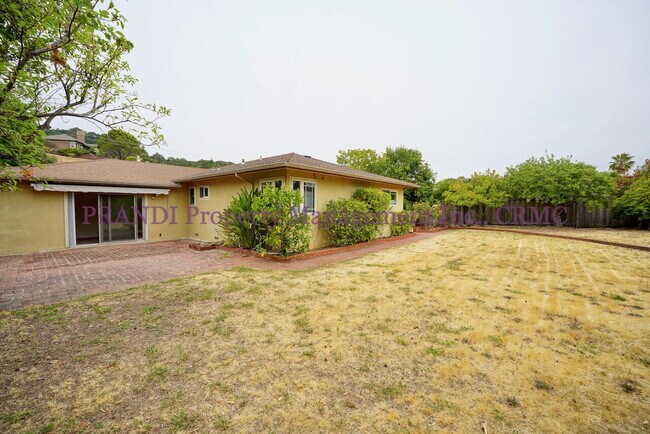 Building Photo - Terra Linda Home, 3-bedroom, 2-bath, singl...