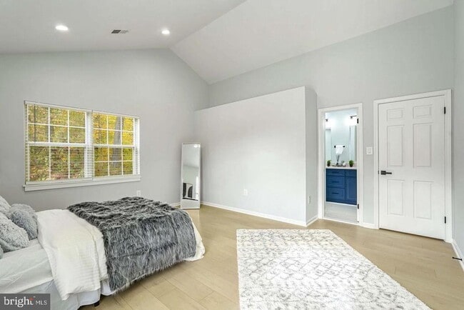 Building Photo - 12672 Catawba Dr